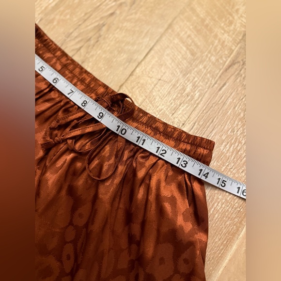 Silk & Salt Satin Burnt Brown Leopard Print Wide Leg Set M top S bottom - Picture 8 of 10